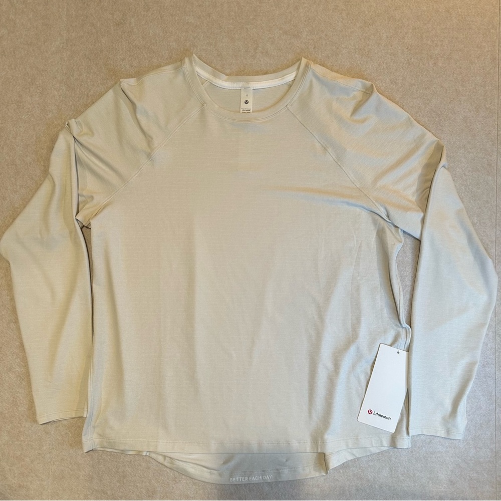 NWT Lululemon License to Train Classic-Fit Long Sleeve Shirt W Size 12 Cream
